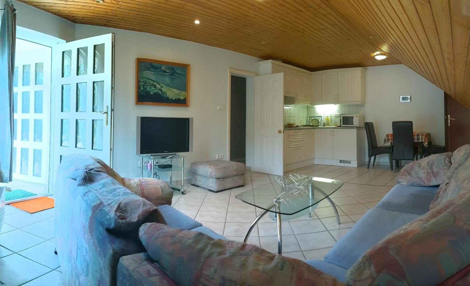 Appartments Hungaroland บาลาทอนเบรีน ภายนอก รูปภาพ