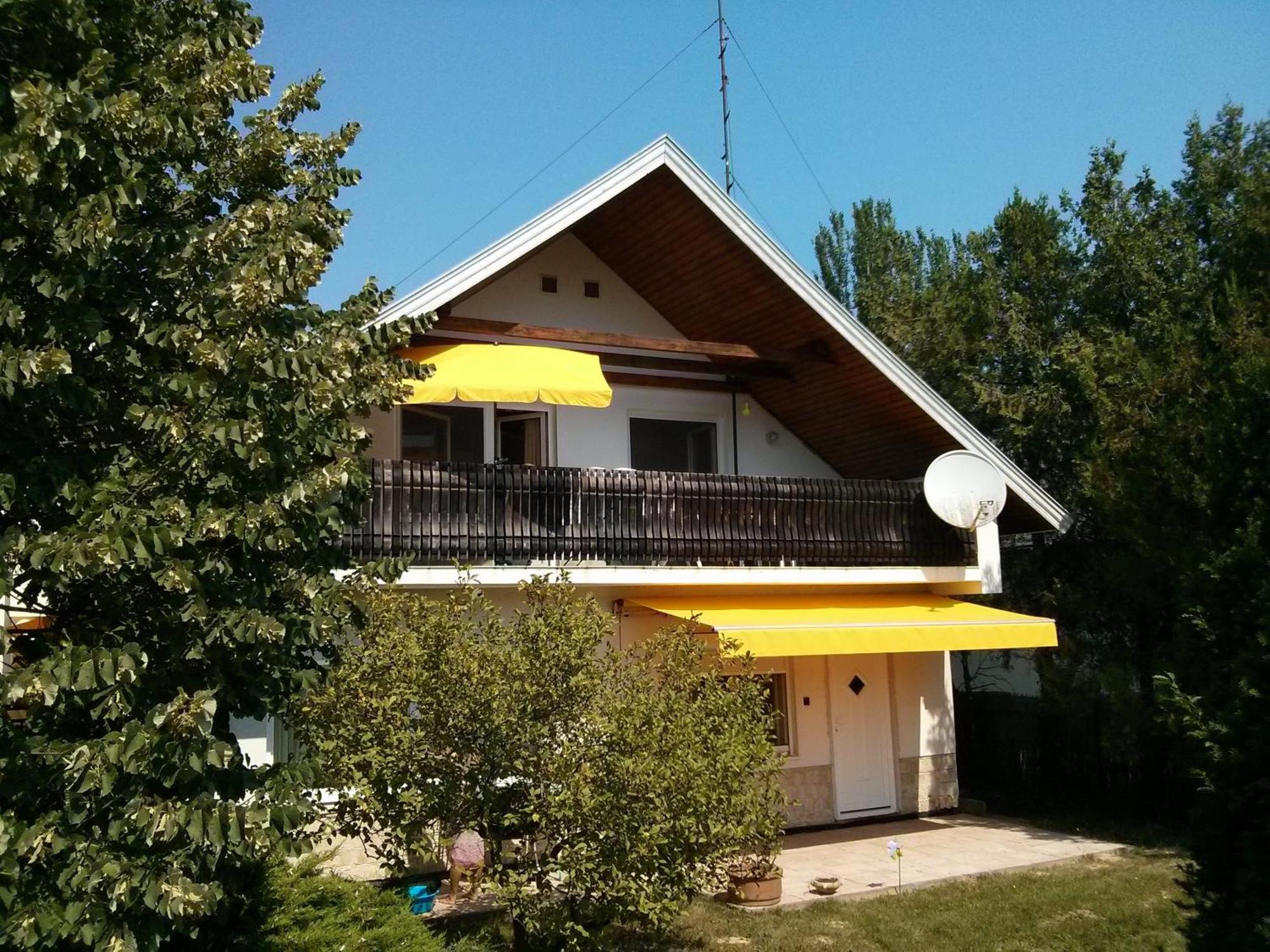 Appartments Hungaroland บาลาทอนเบรีน ภายนอก รูปภาพ